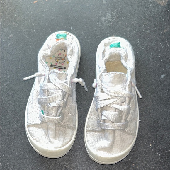 wonder nation Other - Wonder Nation Shiny Silver Kids Sneakers